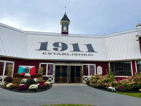 1911 Tasting Room Beak and Skiff