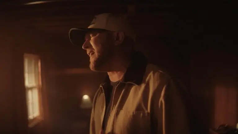 Cole Swindell country music artist promotional photo