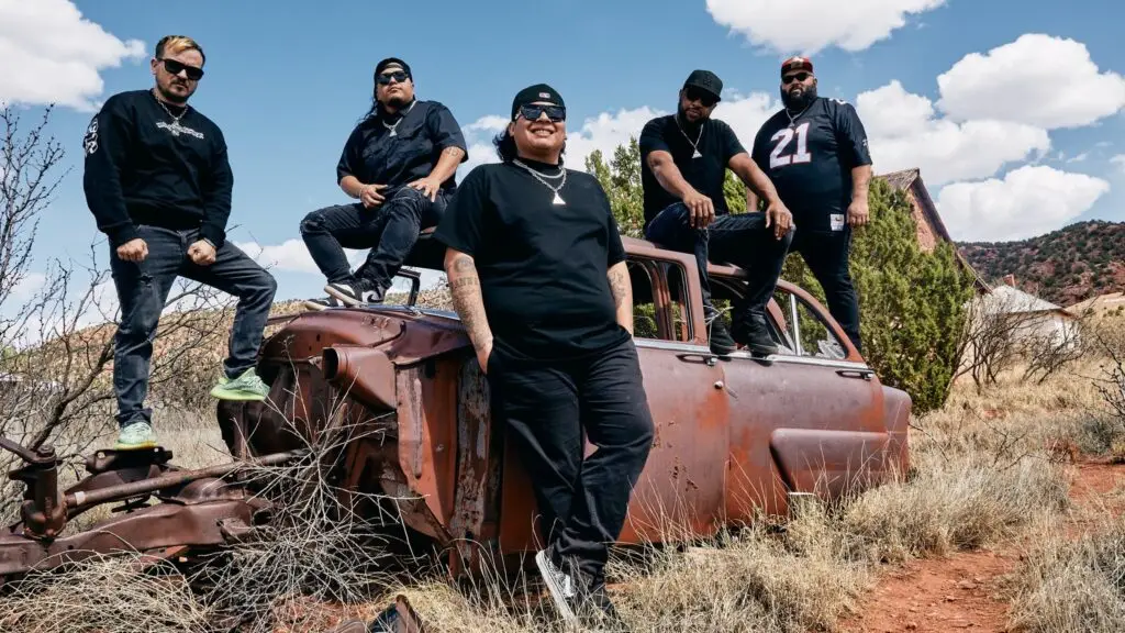 Giovannie and the Hired Guns performing live