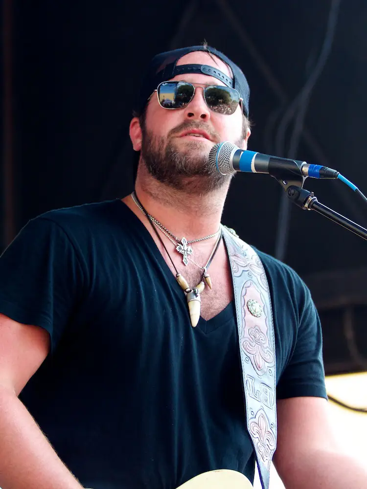Country artist Lee Brice performing live