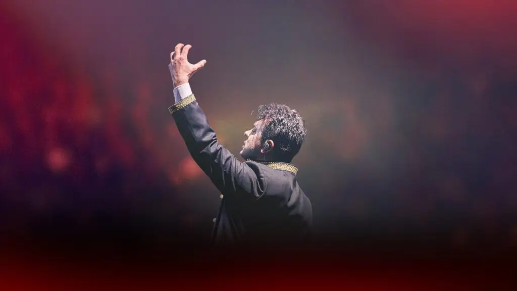 Lords of the Sound performing live