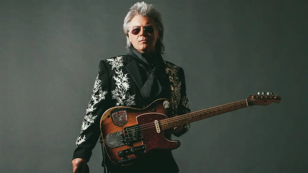 Marty Stuart performing live