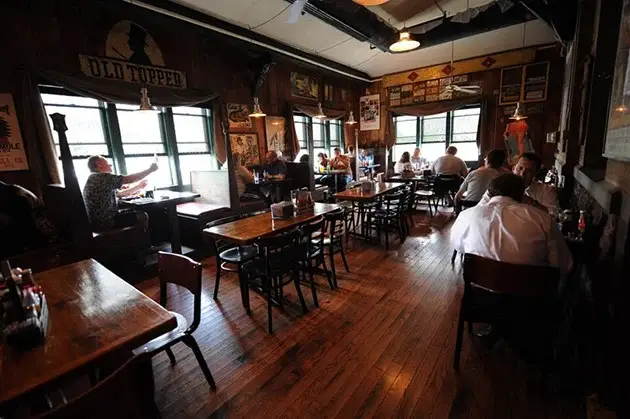 Dinosaur BBQ Rochester Interior