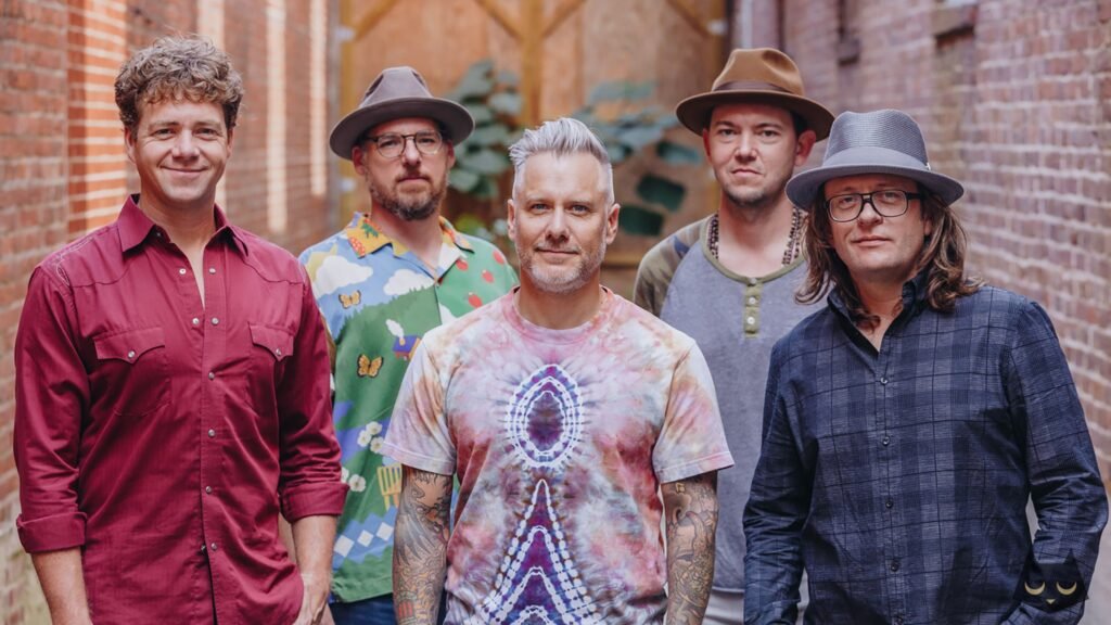 The Infamous Stringdusters live concert