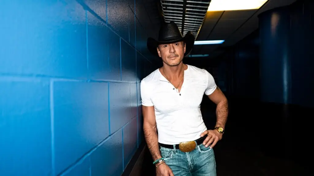 Tim McGraw performing live at MVP Arena