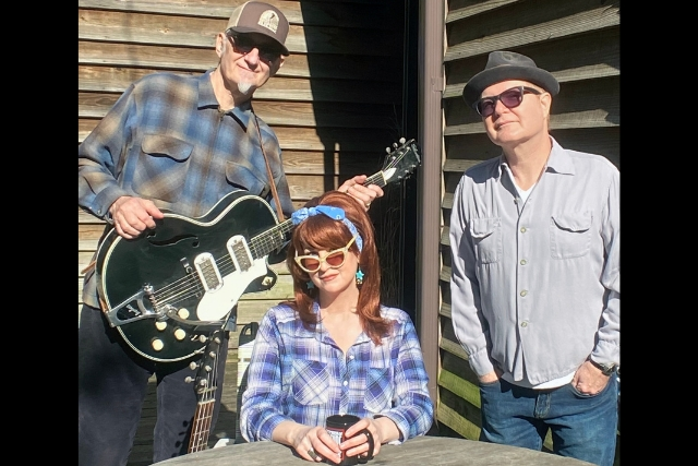 Southern Culture on the Skids — Rick Miller, Mary Huff, and Dave Hartman — promotional band photo