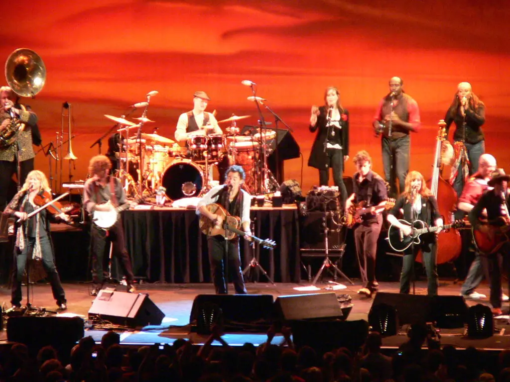 Bruce Springsteen & The Seeger Sessions Band live in Milan, May 12, 2006 — same tour that hit SPAC that June