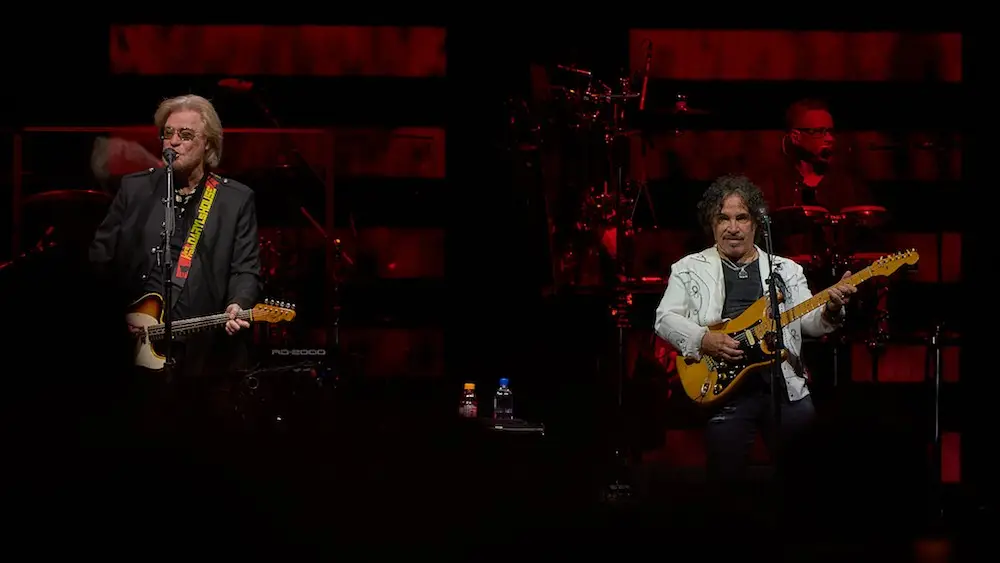 Hall & Oates performing live in concert
