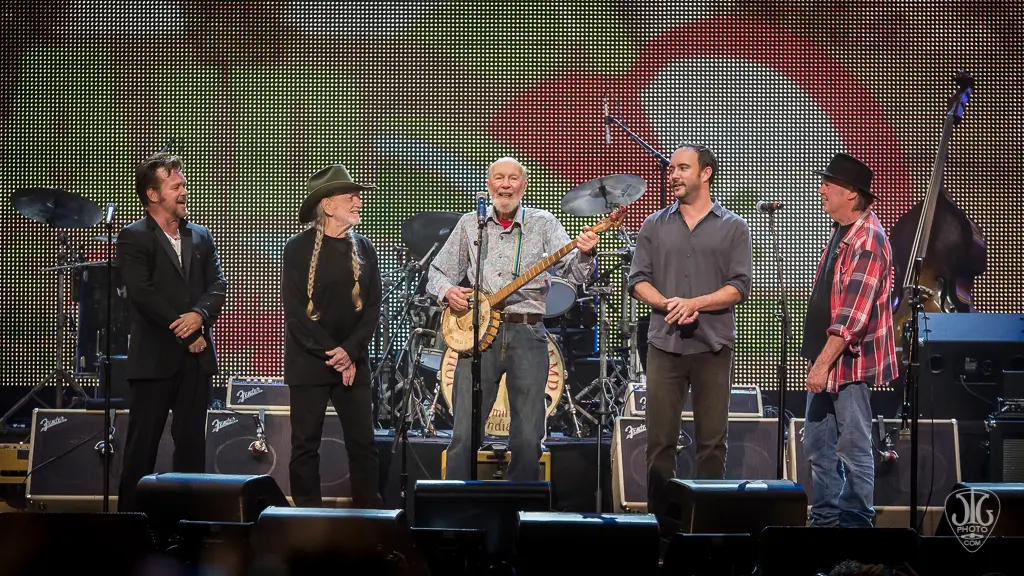 Farm Aid 2013 finale at SPAC — Willie Nelson, Neil Young, John Mellencamp, Dave Matthews and Pete Seeger