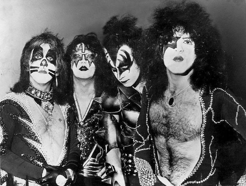 Kiss, 1976