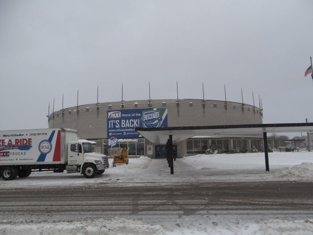 Utica Memorial Auditorium exterior