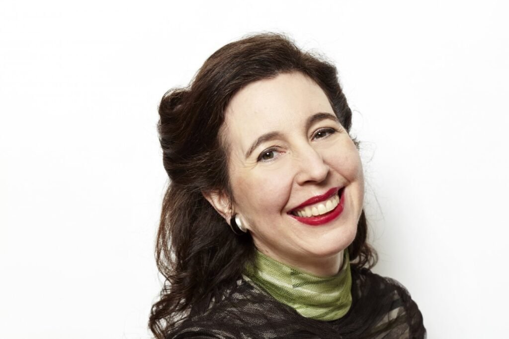 Angela Hewitt, pianist, in official press portrait by Keith Saunders