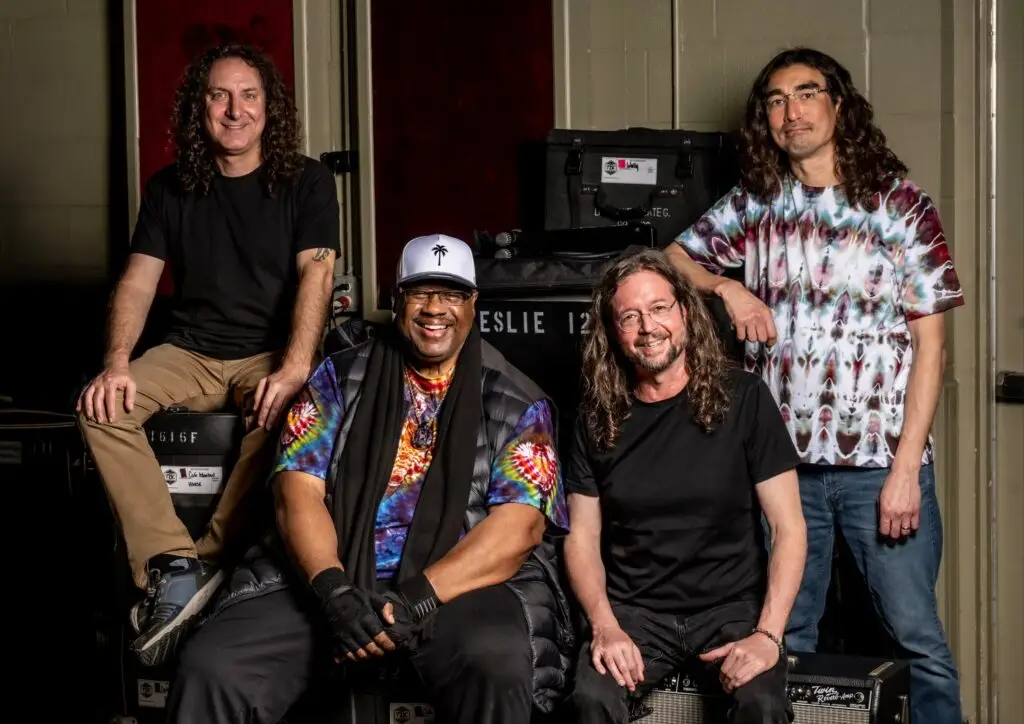 Melvin Seals and JGB backstage band promo photo with Leslie rotary speaker cabinet