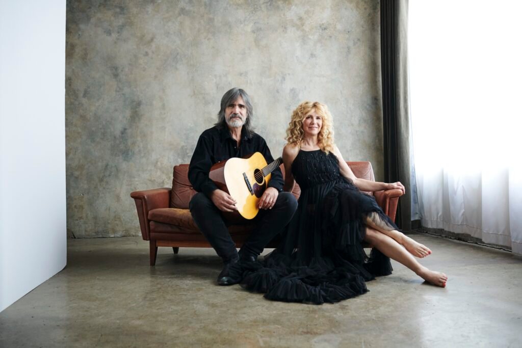 Larry Campbell and Teresa Williams, duo press photo with acoustic guitar, studio portrait