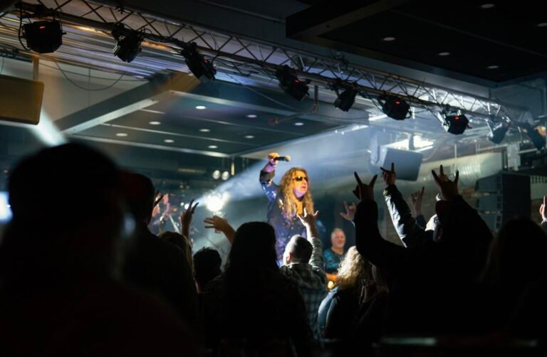 Tommy V LIVE performing live to an energetic hard rock crowd throwing devil horns